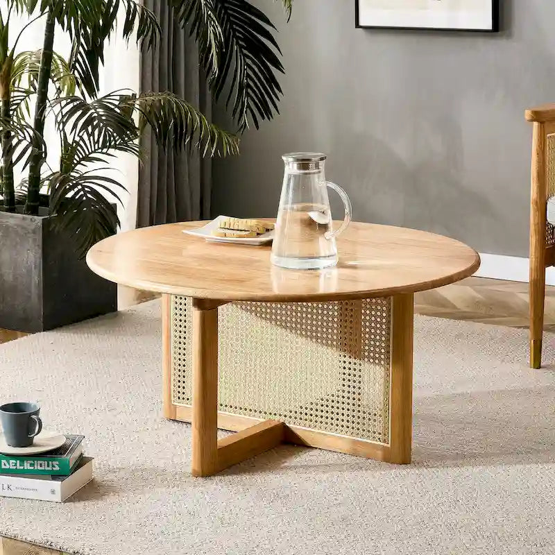 Table basse en bois avec détails en rotin synthétique