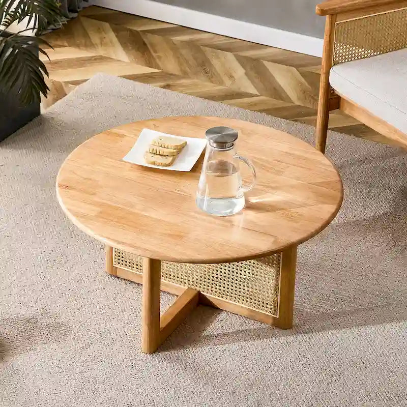 Table basse en bois avec détails en rotin synthétique