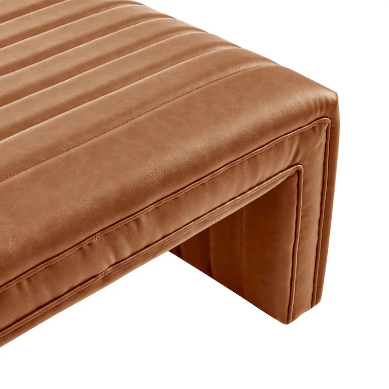 Table basse en similicuir