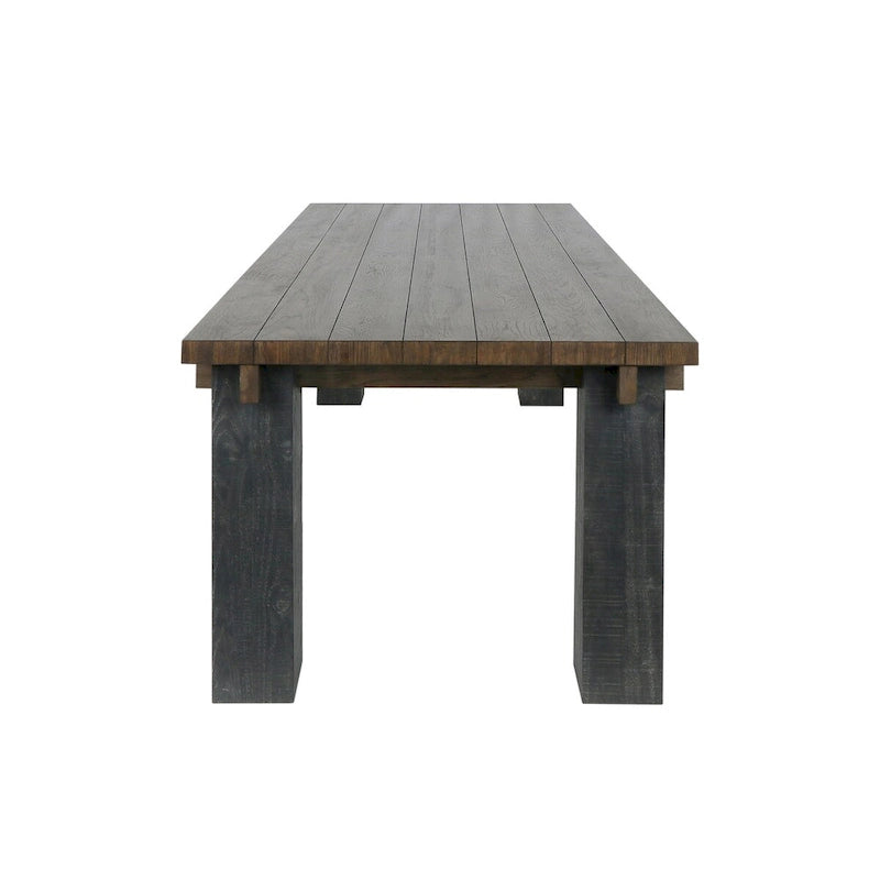 Recyclage de tables de salle à manger en bois massif