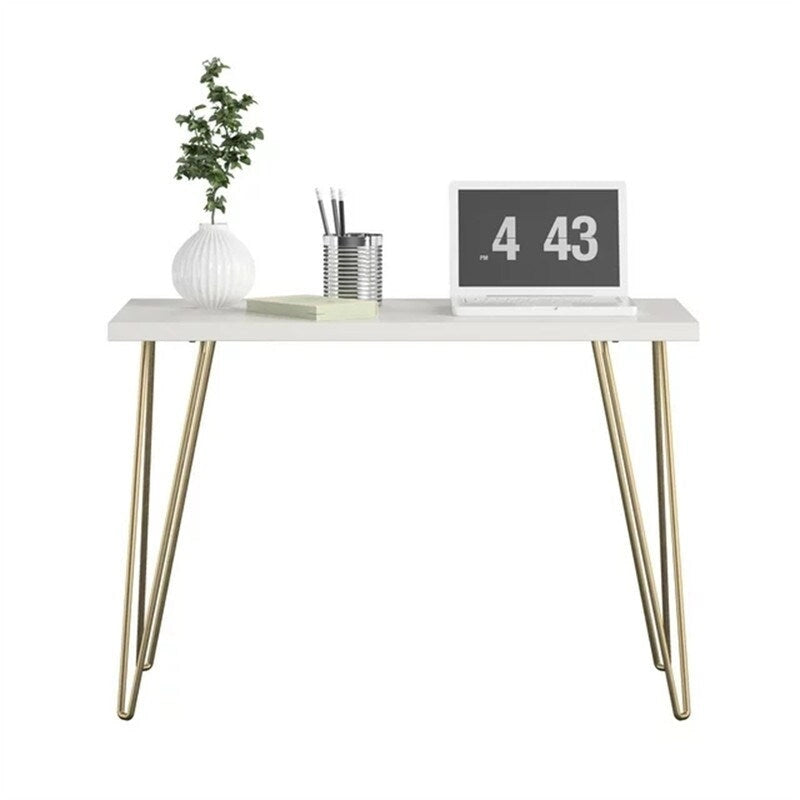 Bureau d'ordinateur rétro