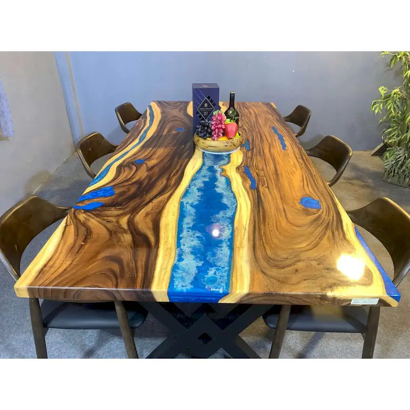 Table à manger en résine époxy