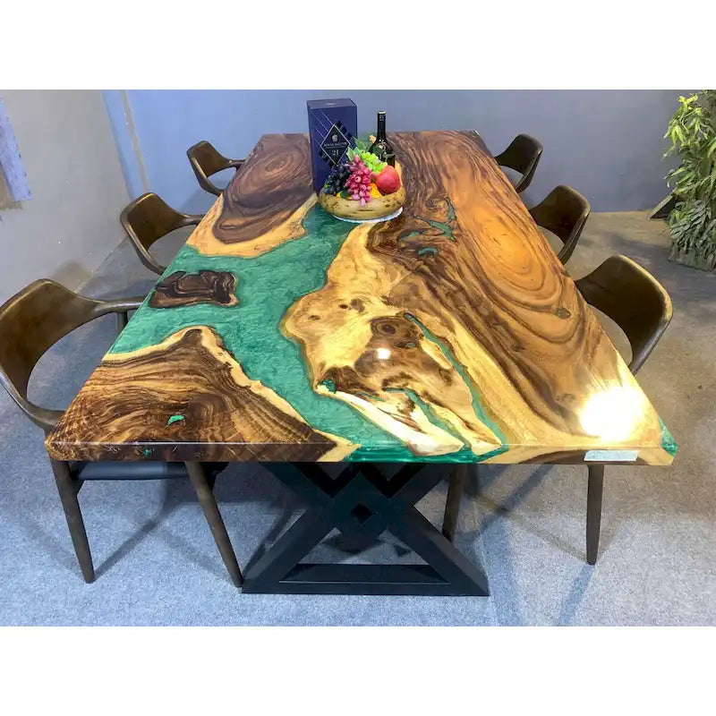 Table à manger en résine époxy
