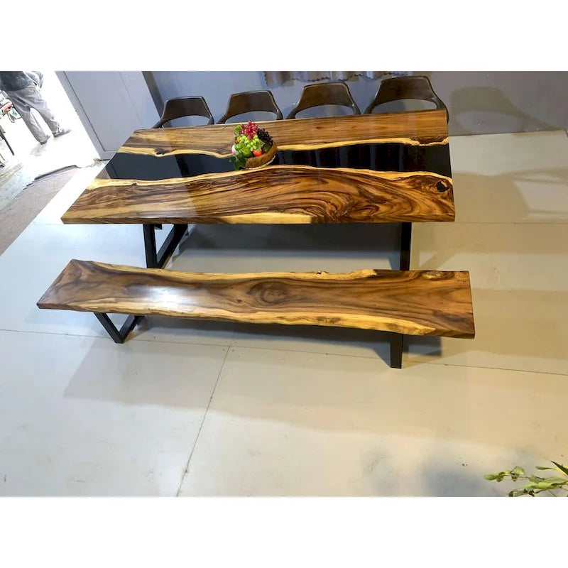 Table à manger en résine époxy